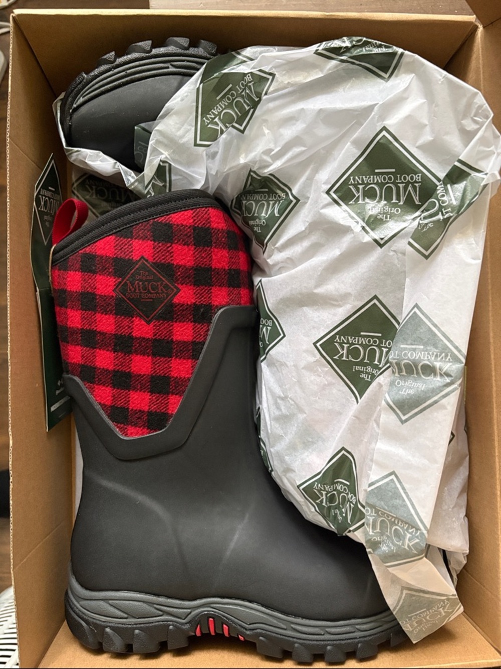 Muck Boot Company Men's Black & Red Buffalo Plaid Waterproof Boot